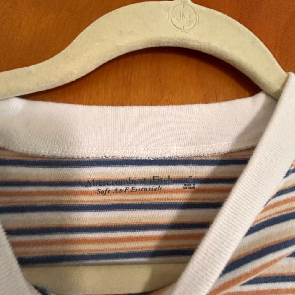 Striped A&F striped tee